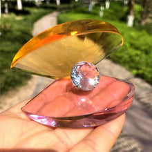 Load image into Gallery viewer, Crystal Clam Shell with Pearl Decoration
