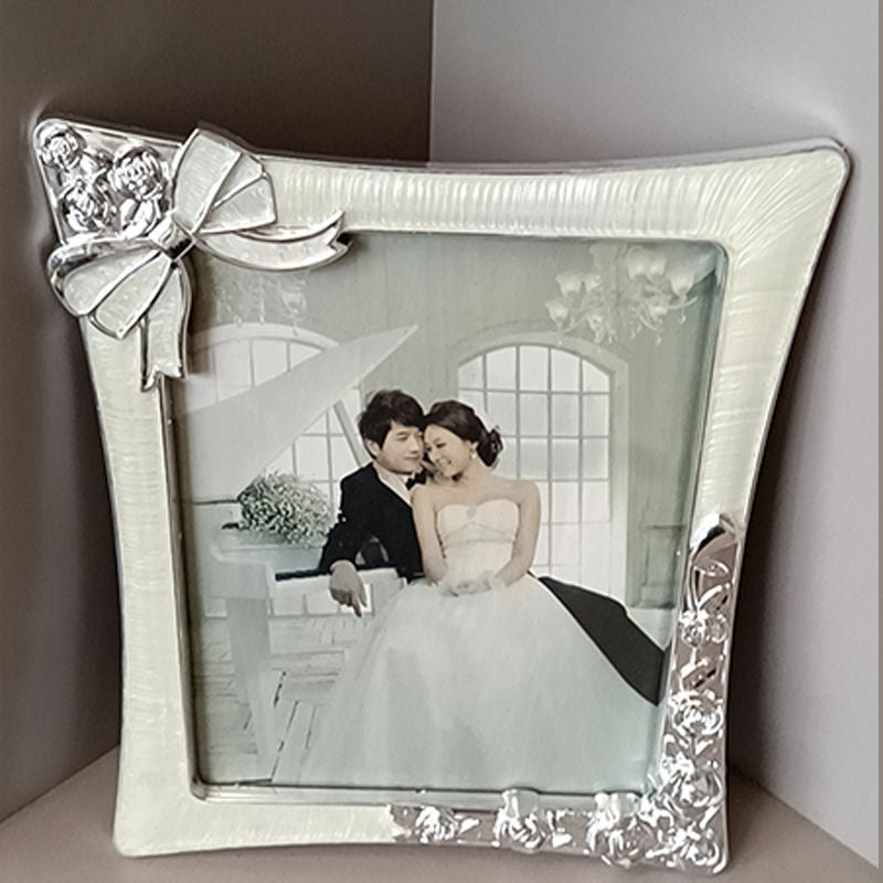 Silver ribbon Photo Frame