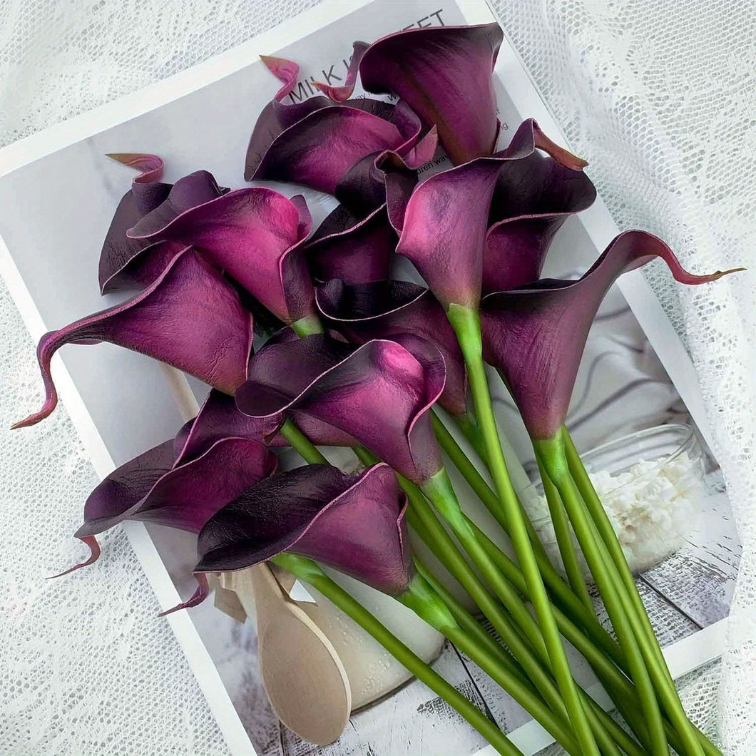 Small artificial Calla Lilly